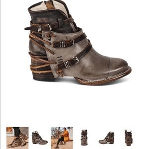 Freebird Crue - Brand New In Box Size 10